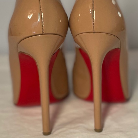 Louboutin Pigalle Nude Patent, EU size 39 - Picture 6 of 16